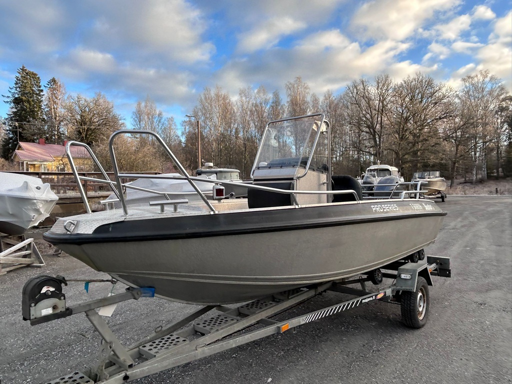 Buster LX Pro + Yamaha F70