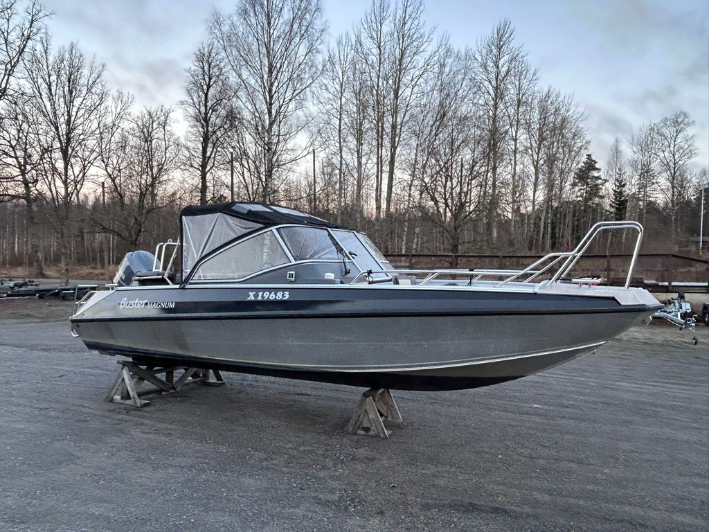 Buster Magnum + Yamaha F150