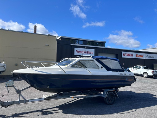 Bella 642HT + Evinrude 90