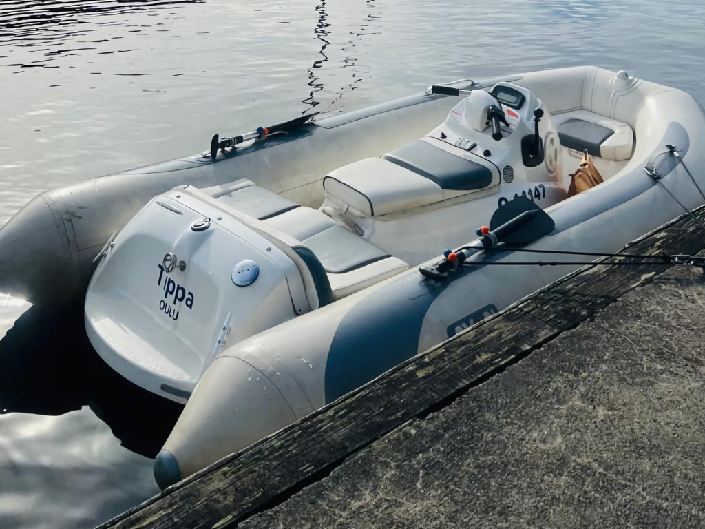 Avon Seasport 320 Jet Rib