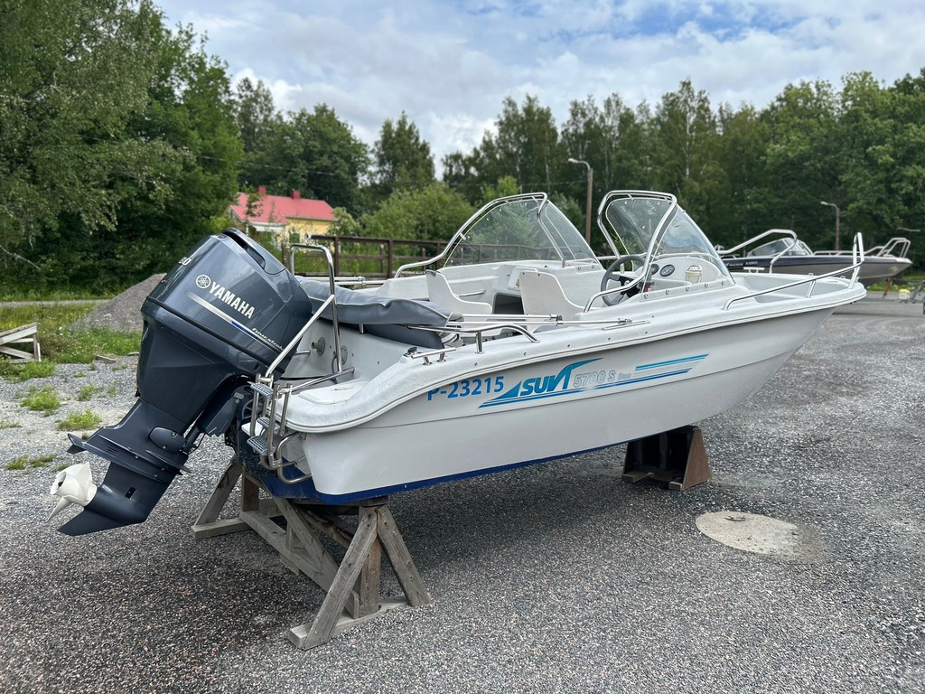 Suvi 5700 SR Duo + Yamaha 80