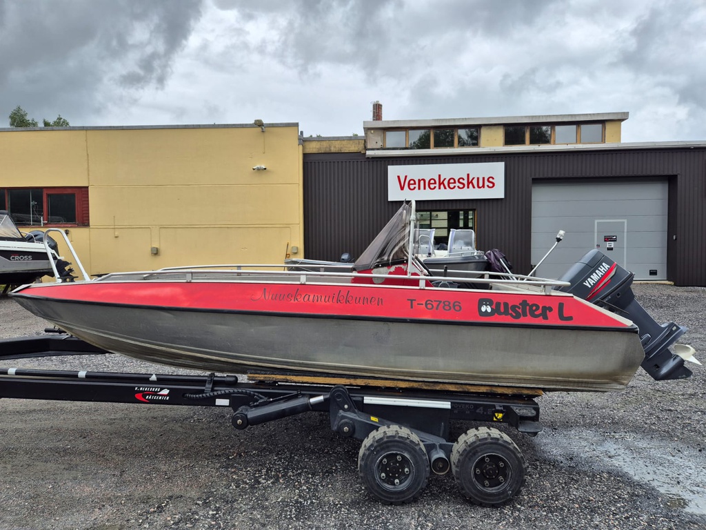 Buster L2 + Yamaha 40 2T