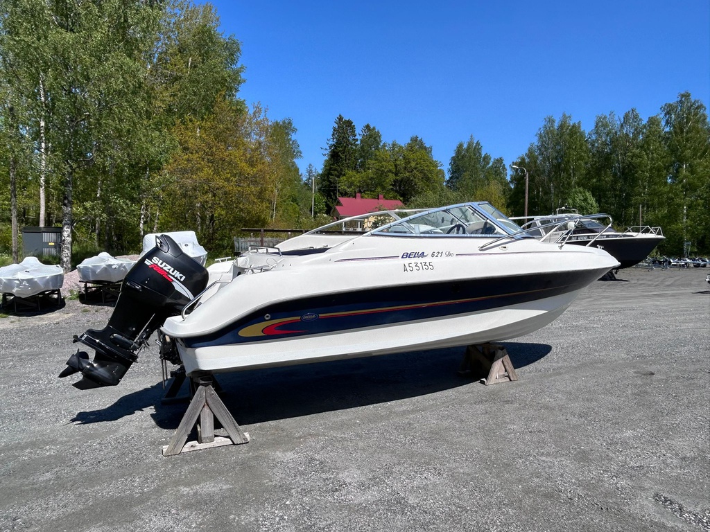 Bella 621DC + Suzuki DF140