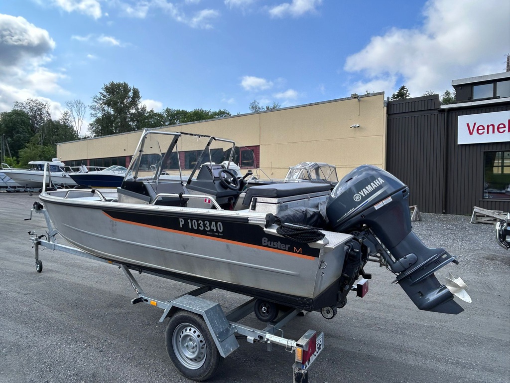 Buster M2 + Yamaha F40 + Majava VT750
