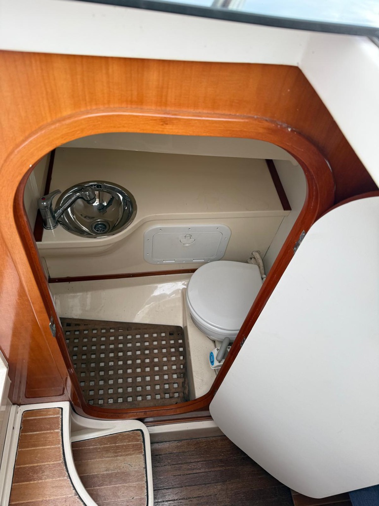 Aquador 25 WA + Mercruiser 260 hv