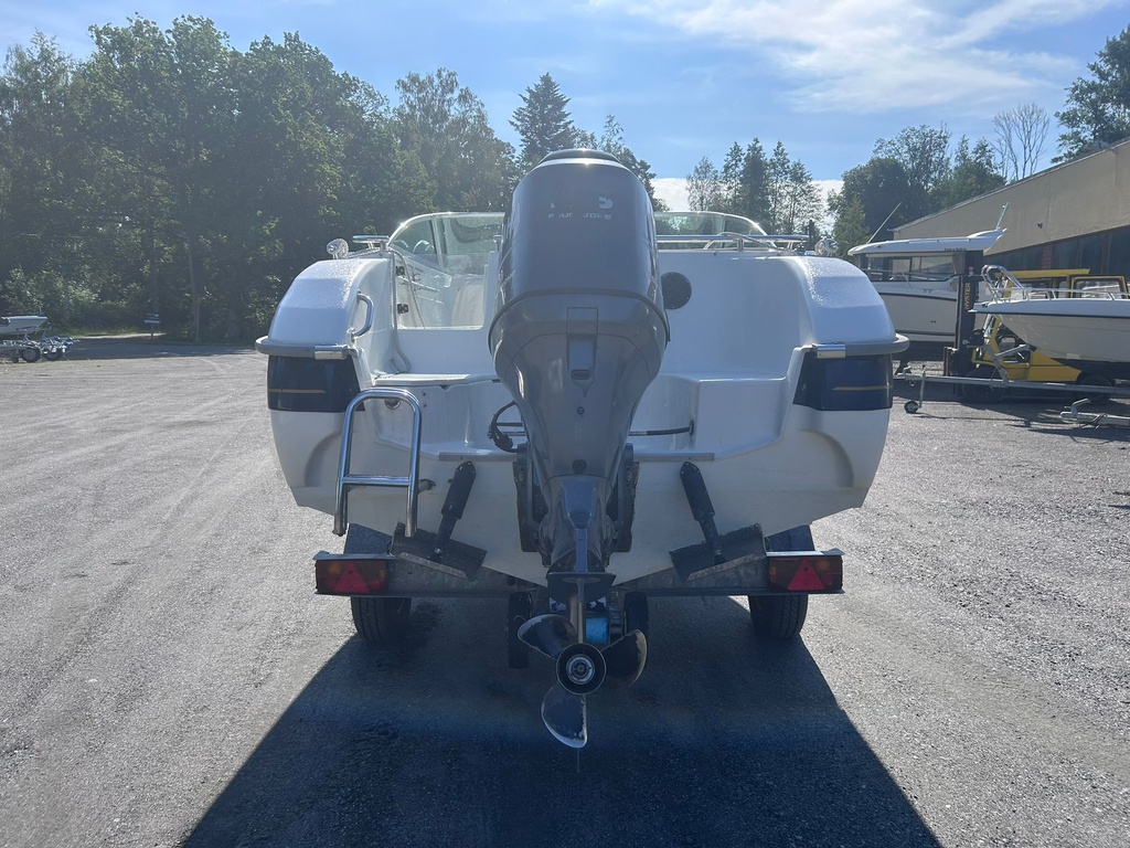Yamarin 5820 + Yamaha F115