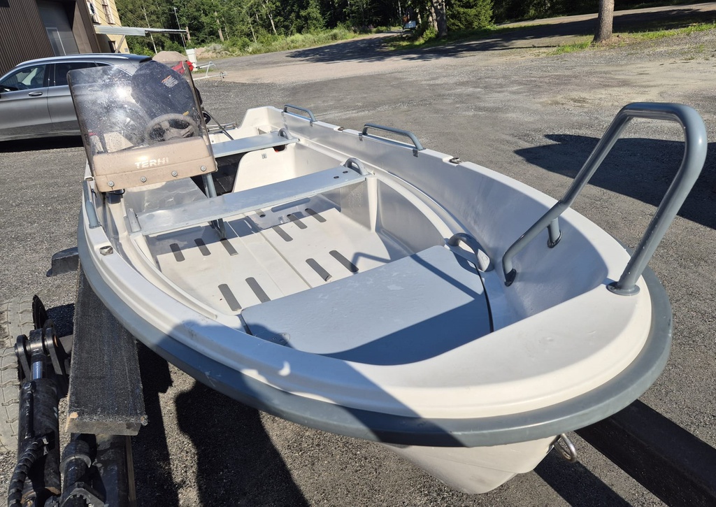 Terhi 400 C + Tohatsu 15