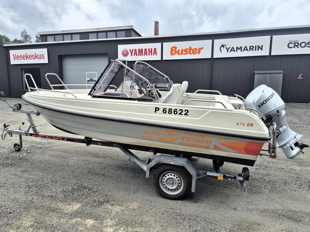 Terhi 475 BR + Honda BF50 + traileri