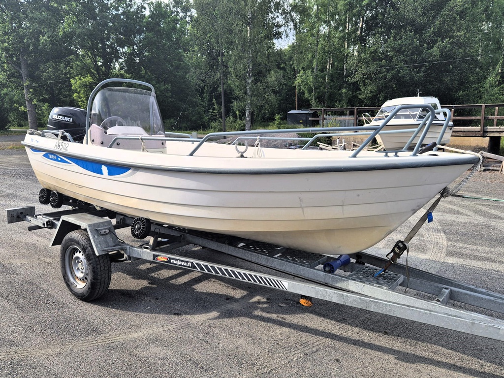 Terhi 6020 + Suzuki DF30
