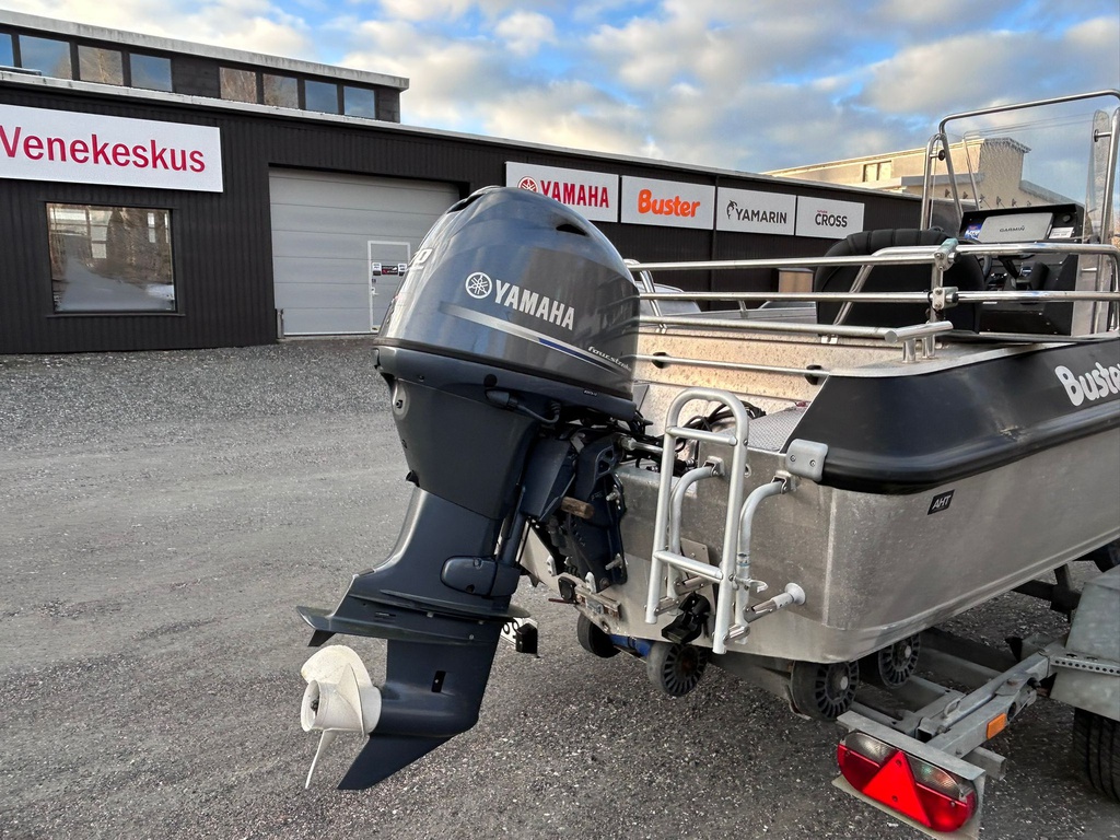 Buster LX Pro + Yamaha F70