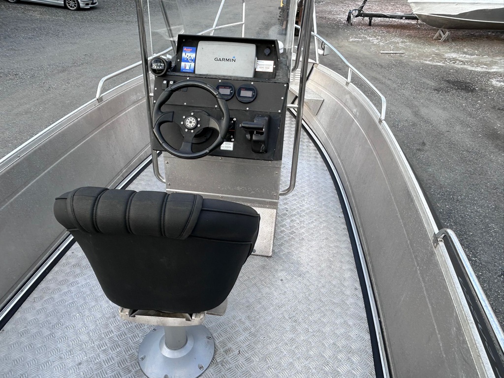 Buster LX Pro + Yamaha F70