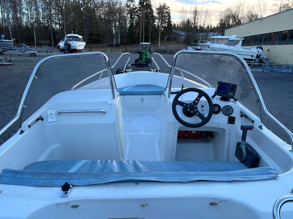 Yamarin 4730 + Yamaha F40