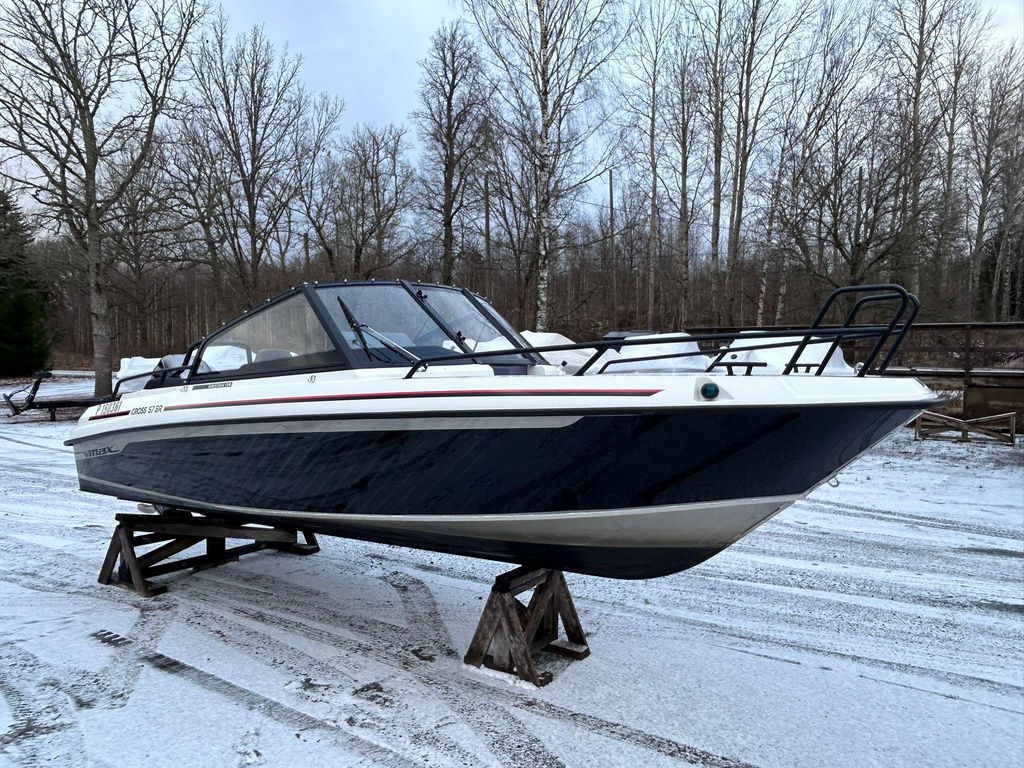 Yamarin Cross 57BR VMAX + Yamaha VF115 VMAX