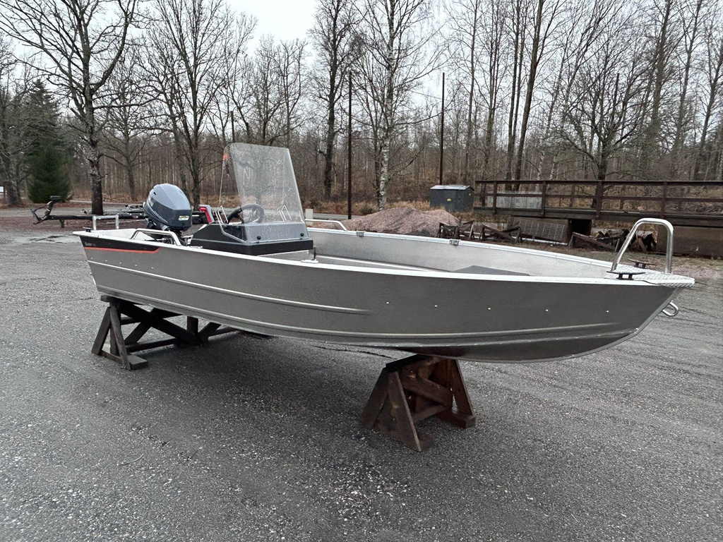 Buster XSr + Yamaha F20