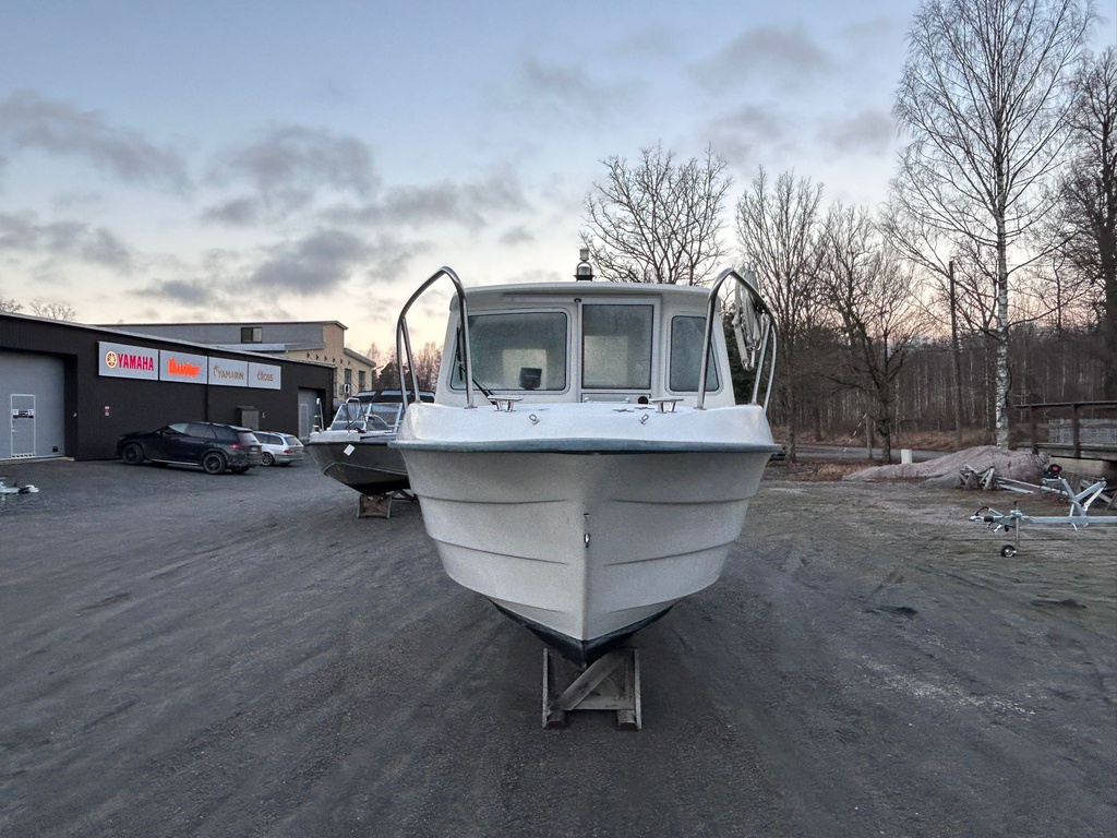 Finnmaster 7100 + Yamaha F115