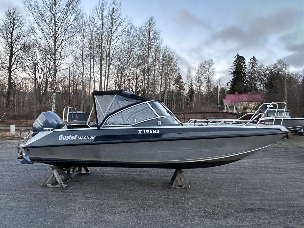 Buster Magnum + Yamaha F150