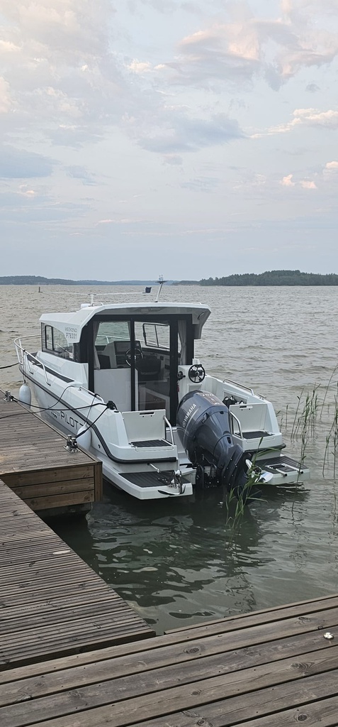 Finnmaster Pilot 7 + Yamaha F150