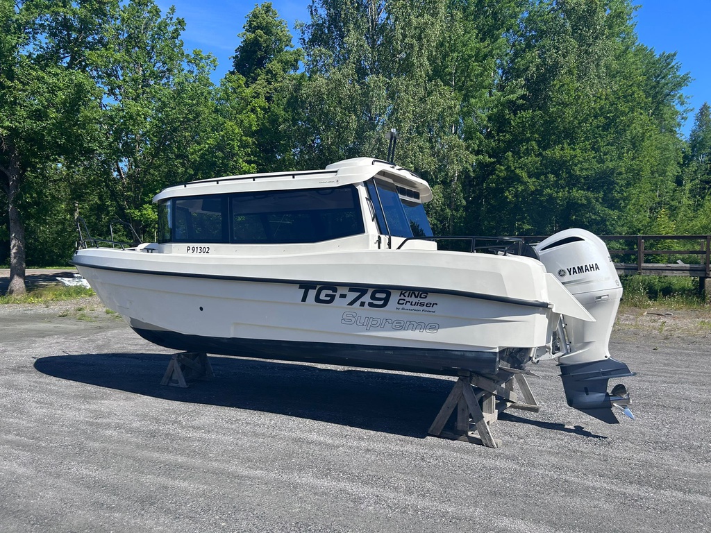 TG 7.9 Supreme + Yamaha F300