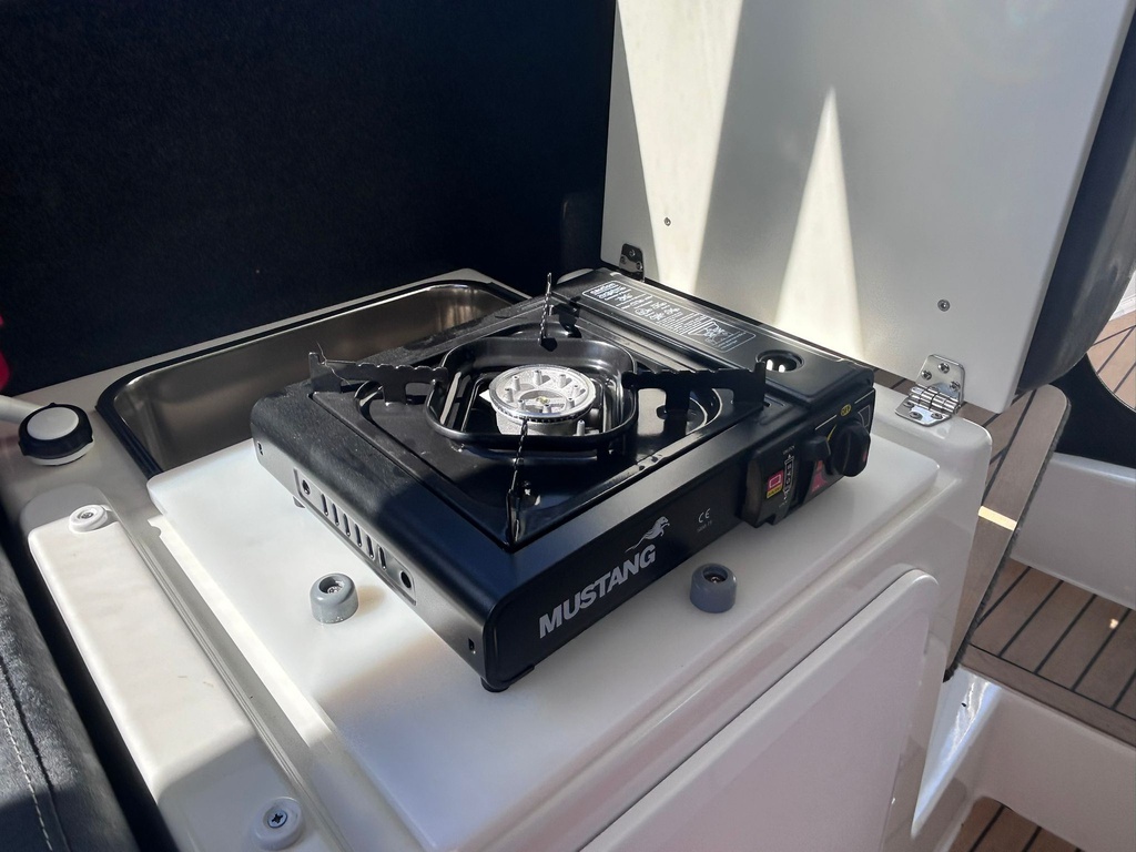 TG 7.9 Supreme + Yamaha F300