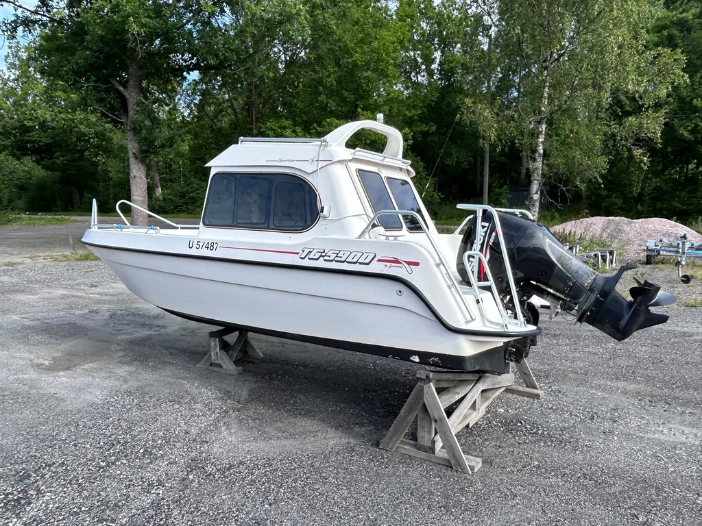 TG 5900 + Suzuki DF70