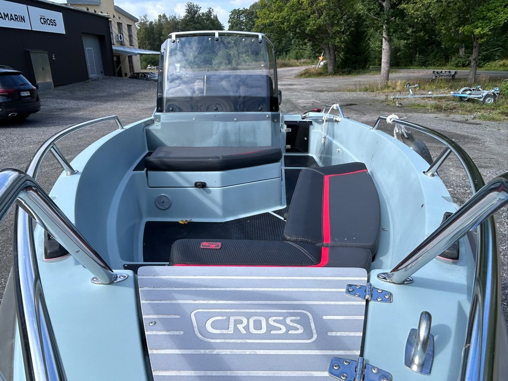 Yamarin Cross 46SC + Yamaha F40