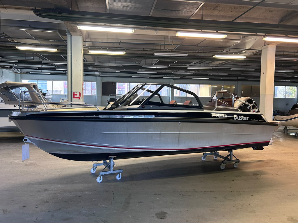 Buster XL VMAX + Yamaha VF115