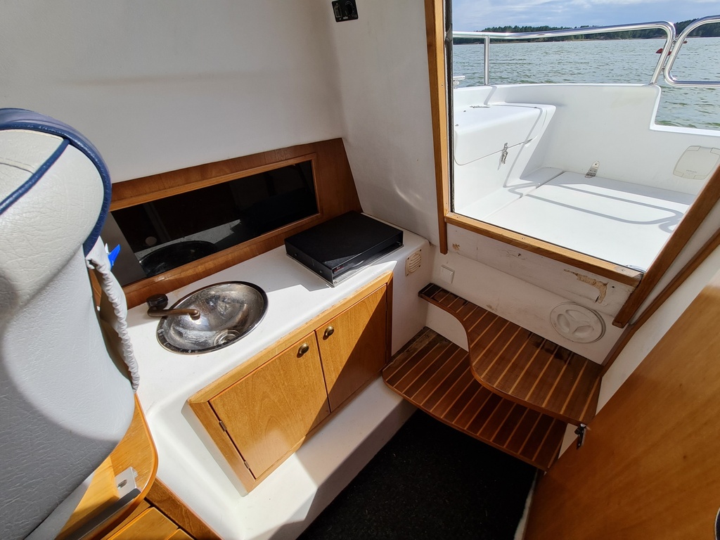 Bella 651+ Mercruiser 4,3 EFI