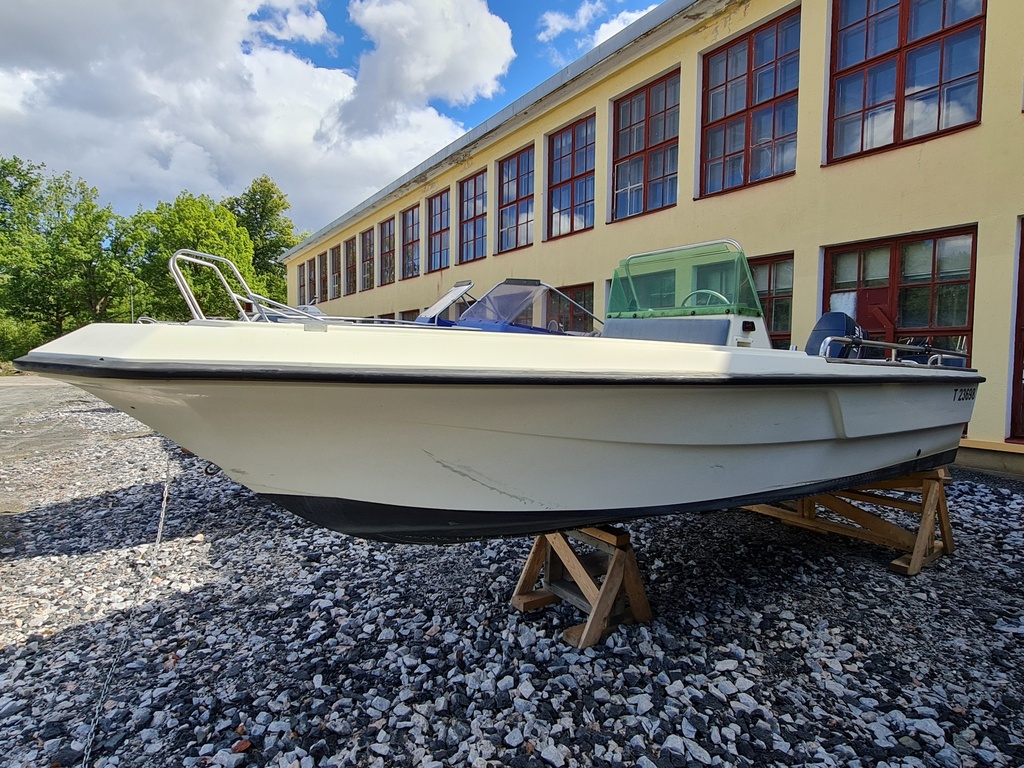 Elan 495 GT + Yamaha 60 autolube