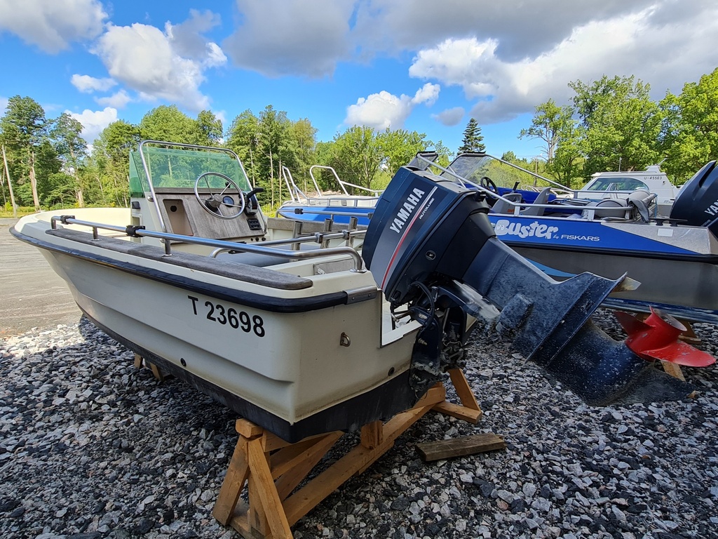 Elan 495 GT + Yamaha 60 autolube
