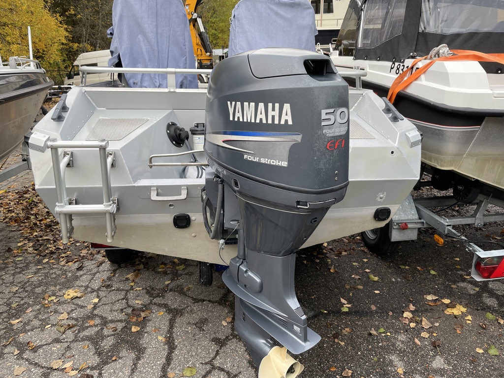 Tuli just pihaan Buster L2+Yamaha 50