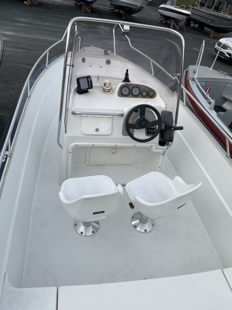 Silver Shark CC580