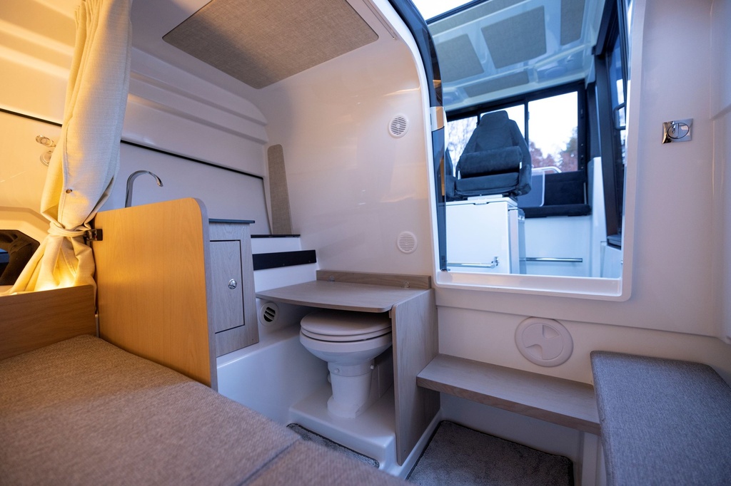 Quarken 27 Cabin