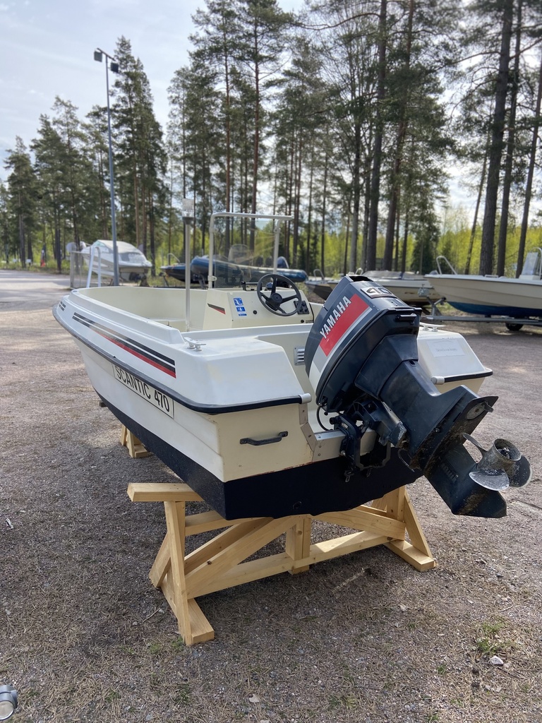 SCANTIC 470 + YAMAHA 40hv