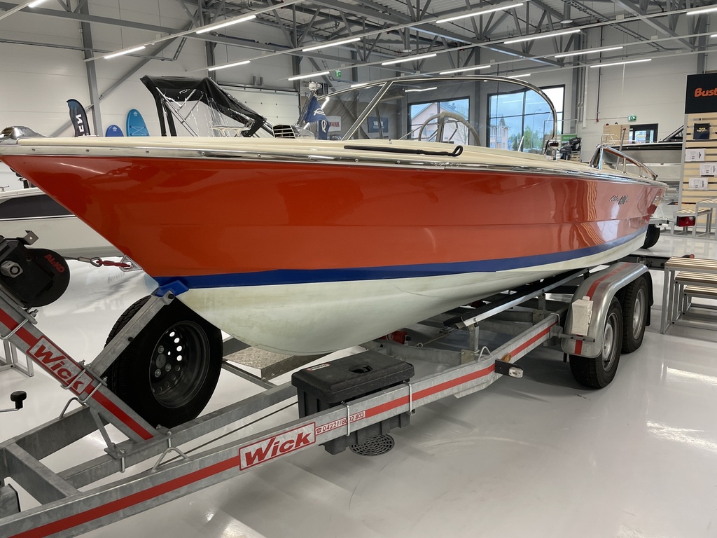 Riva Rudy-Super + Chevy Crusaider 210