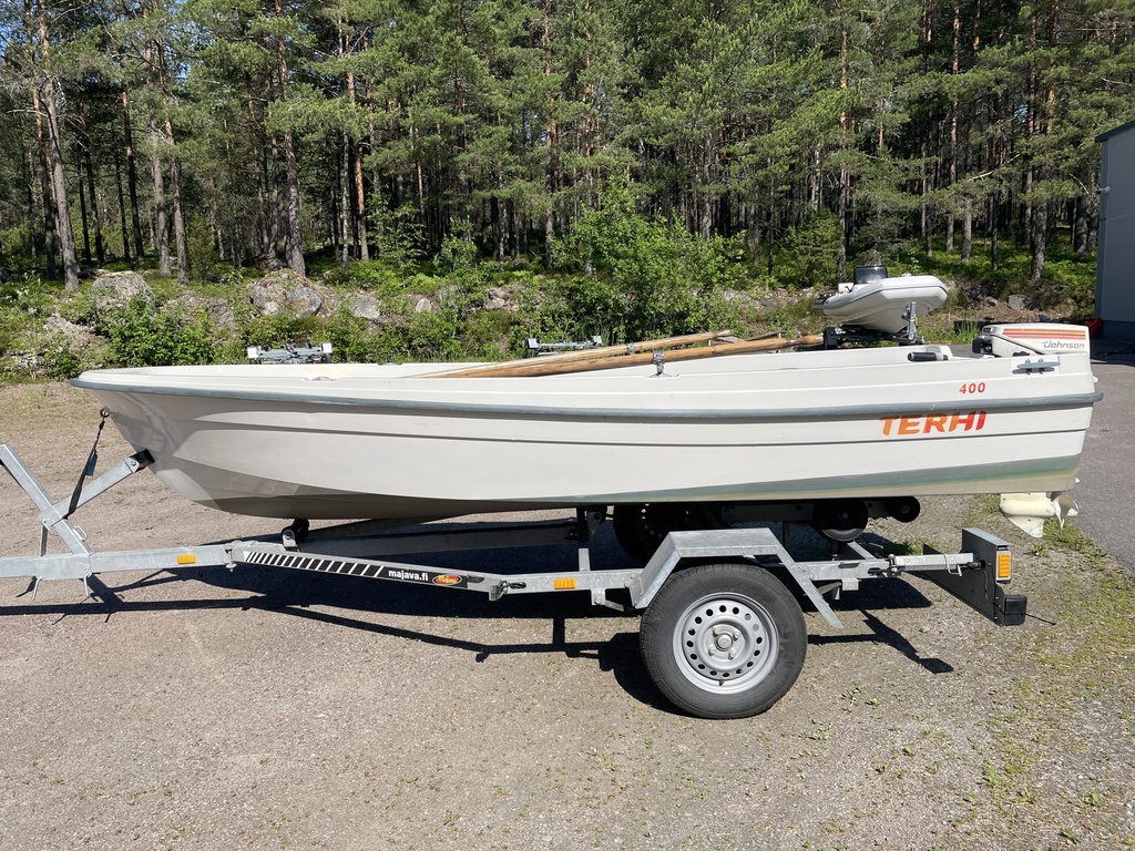 Terhi 400 + Johnsson 15hk