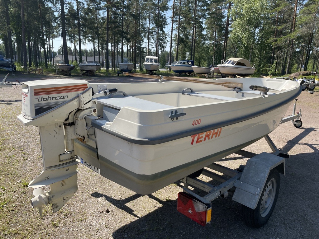 Terhi 400 + Johnsson 15hk