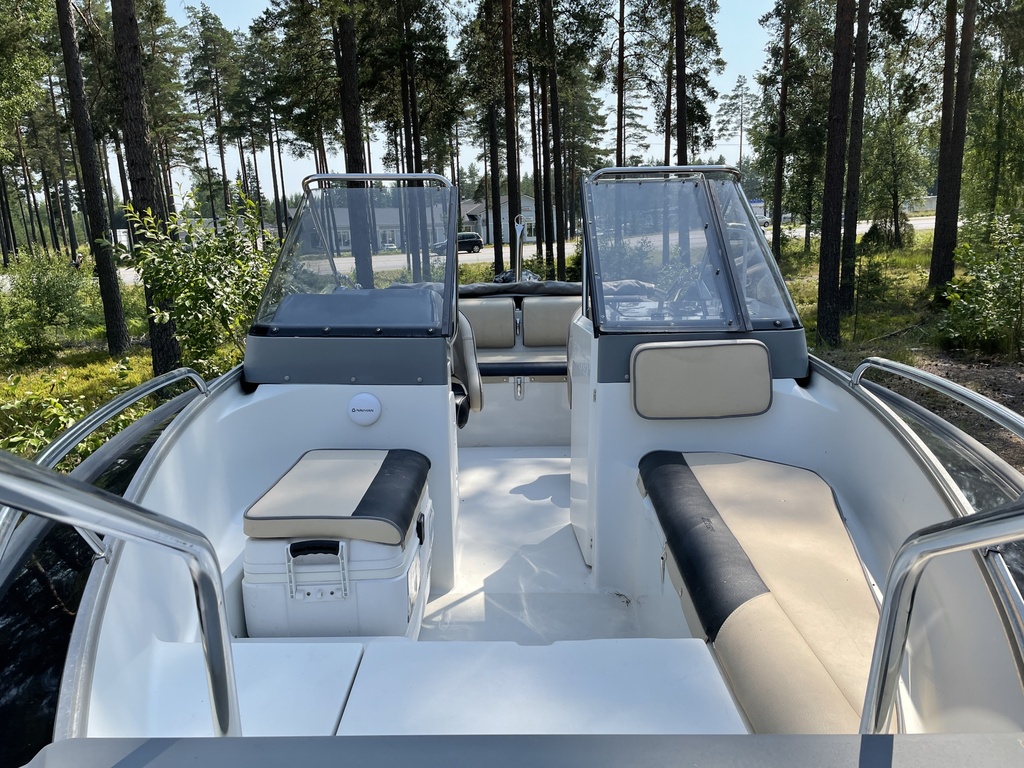 Silver Shark 580 + Mercury 115 EFi