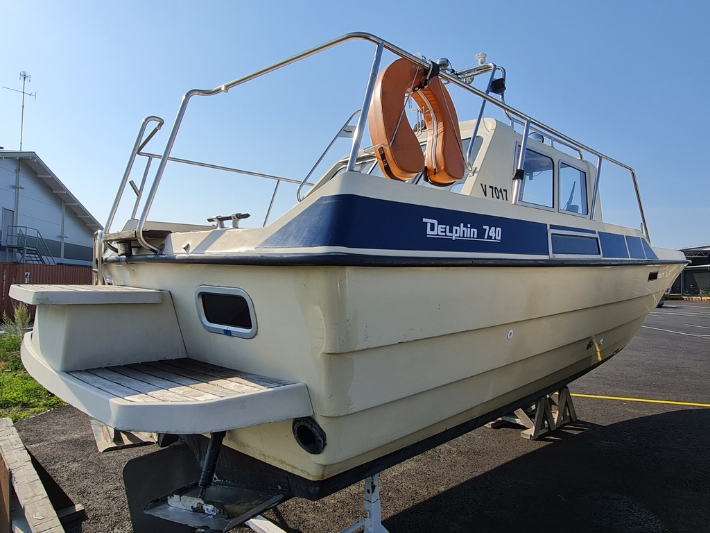 Delphin 740