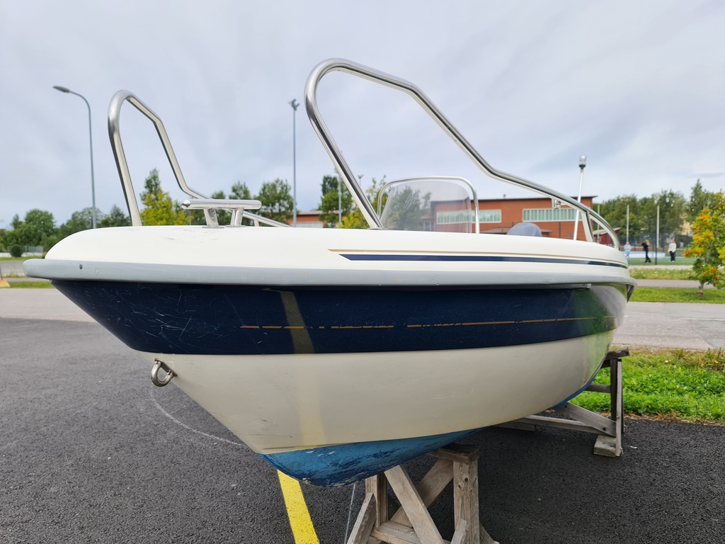 Yamarin 4410 ratilla +Yamaha 20