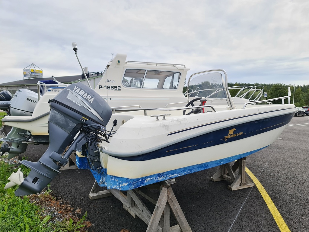 Yamarin 4410 ratilla +Yamaha 20