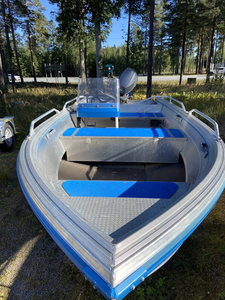 Buster Xsr + Yamaha F20