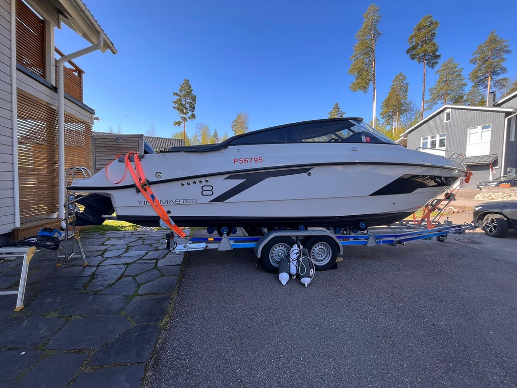 Finnmaster T8+Yamaha 300