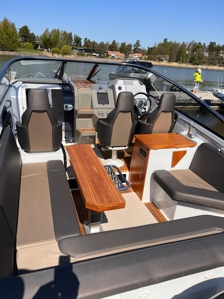 Finnmaster T8+Yamaha 300