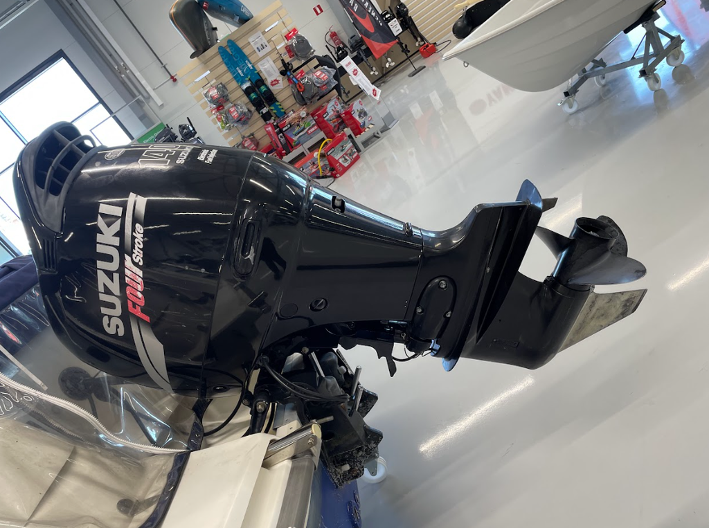 Bella 620 DC+Suzuki 140