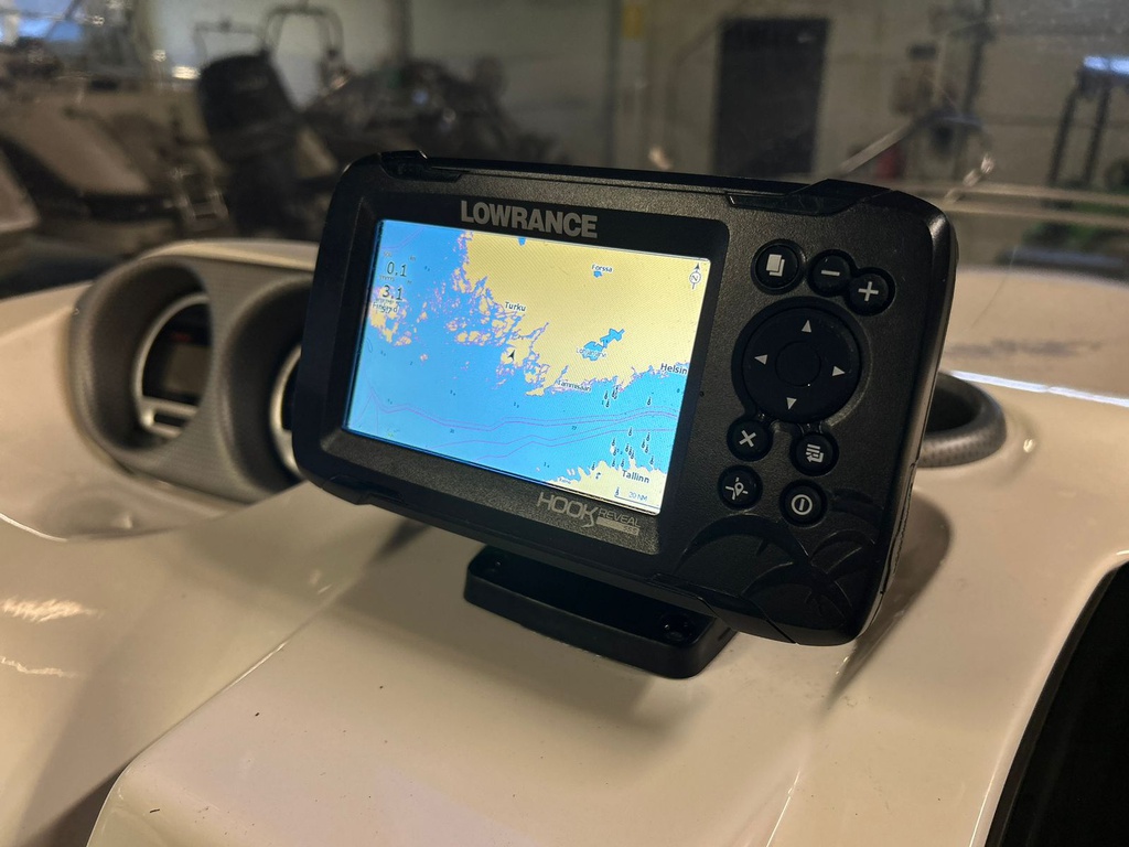 Yamarin 56 Center Console