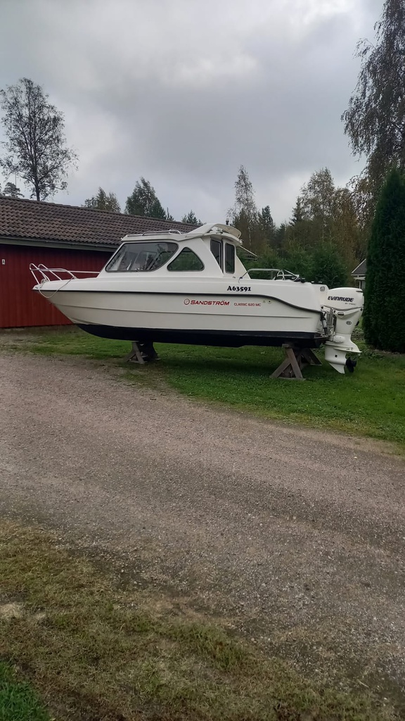 Sandström 620 MC + E-tec 90HP