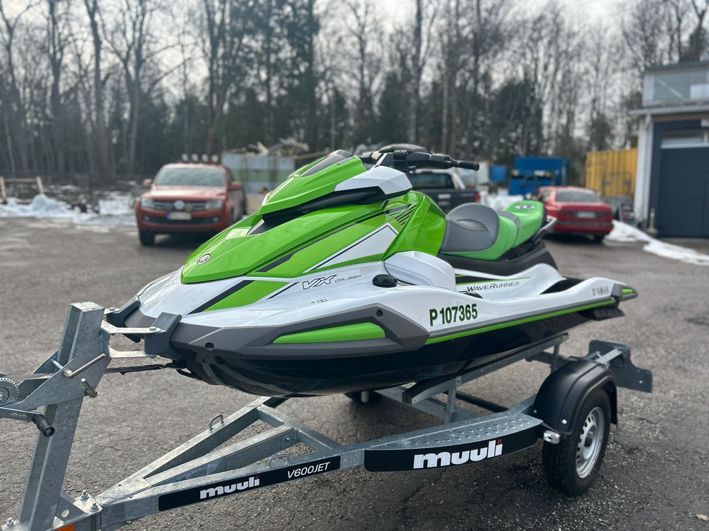 Yamaha VX Cruiser