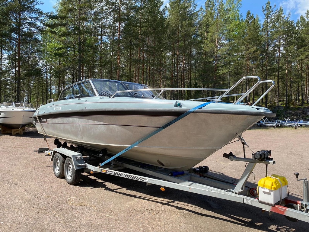 Yamarin Cross 75 BR + Yamaha F300