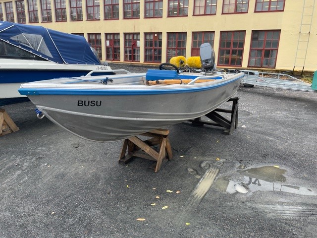 Buster XSR+Yamaha 20