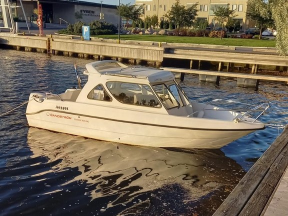 Sandström 620 MC + E-tec 90HP